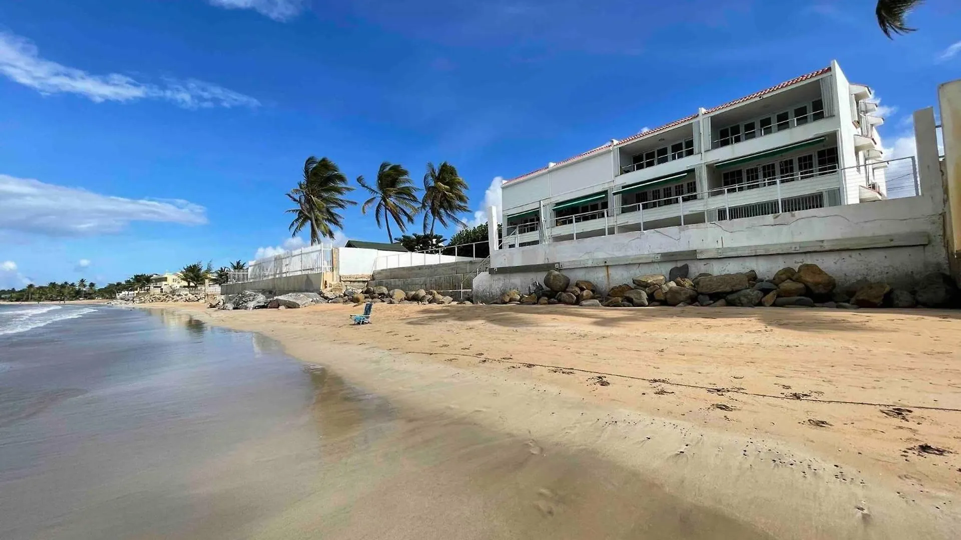 Chackys Paradise Oceanfront Home Лукильо Апартаменты